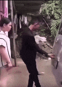 搞笑GIF:都說有亮點,我怎麽沒找到呢?