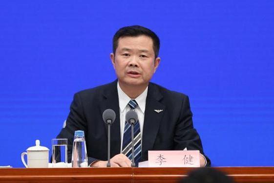 中国民航局副局长李健:2019年共有实名登记无人机39.