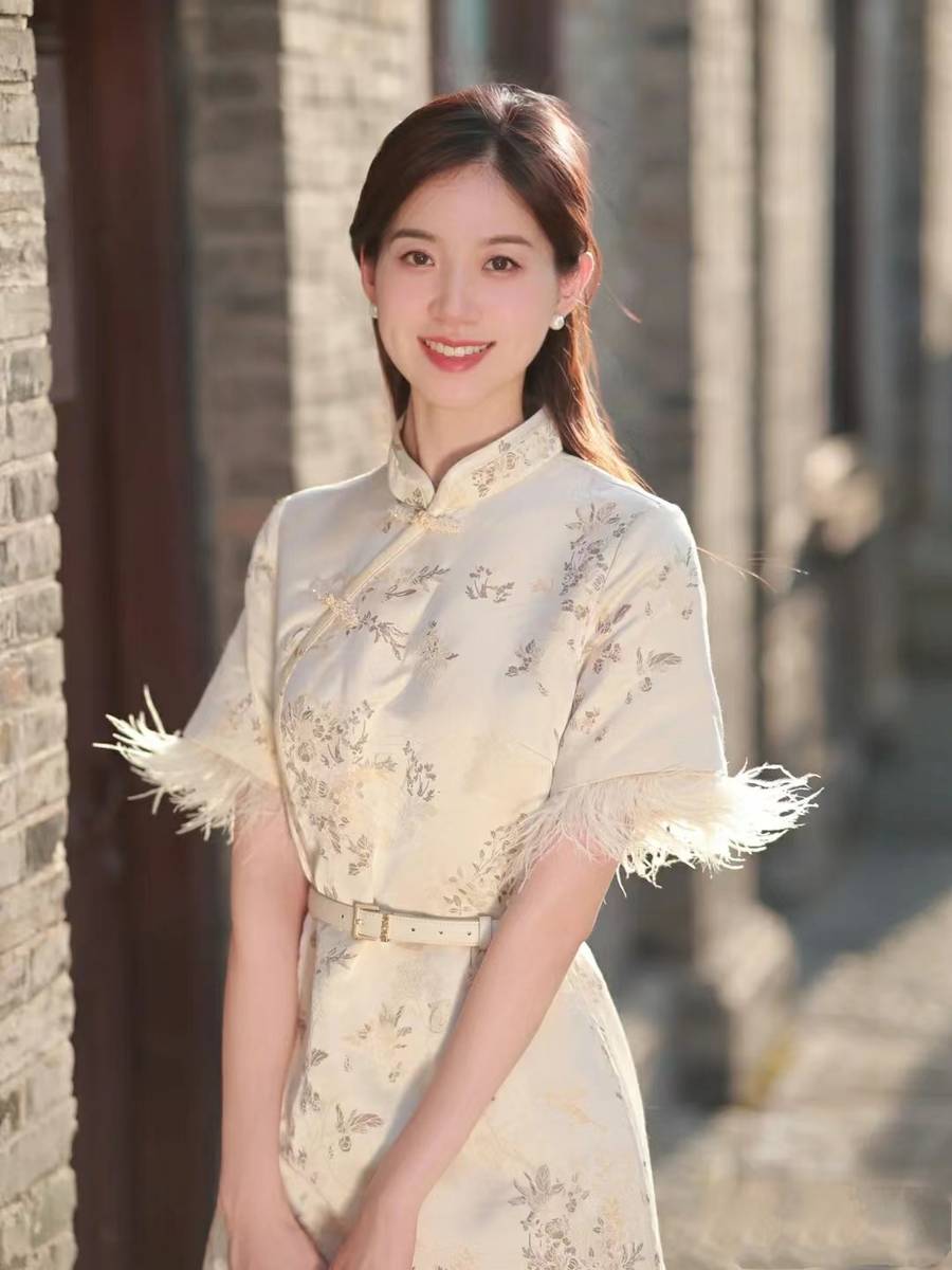 朋友说我穿上国风旗袍，自带温柔气质