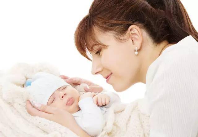 “黄金期”怀孕几率高，想要备孕一个健康宝宝？负责任妈妈这样做