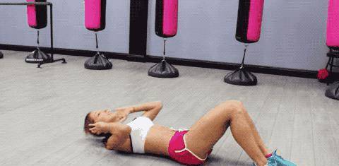 如何练腰部力量的最简单方法 71d5f56f333c483eb3eea659e0f44877.jpeg