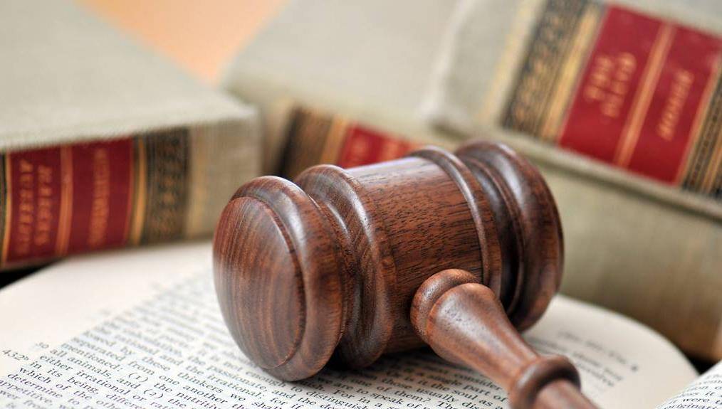 不差钱母子，屋内垃圾两米高，不换钱就为收藏