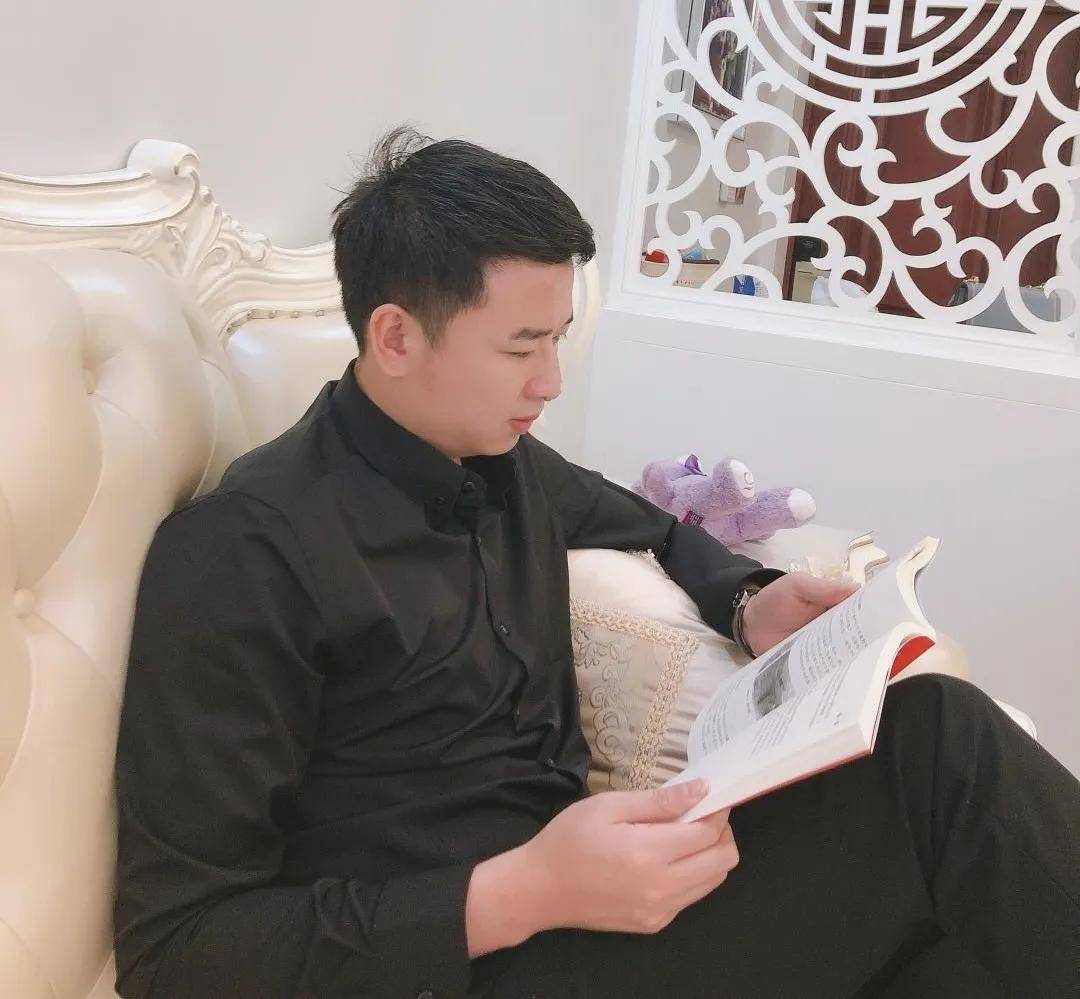 生活中的涂鹏结 语如涂鹏一样,越来越多的新人