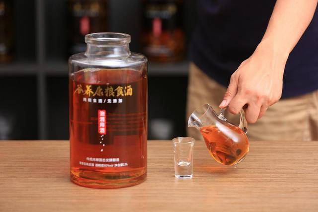淫羊藿泡酒多久可以喝?淫羊藿泡酒有什么功效与禁忌?