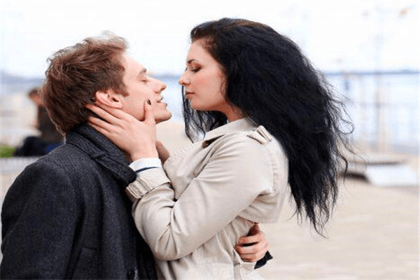 收入多少才适合结婚 380e96d2c2a74abab0ab245514261388.png