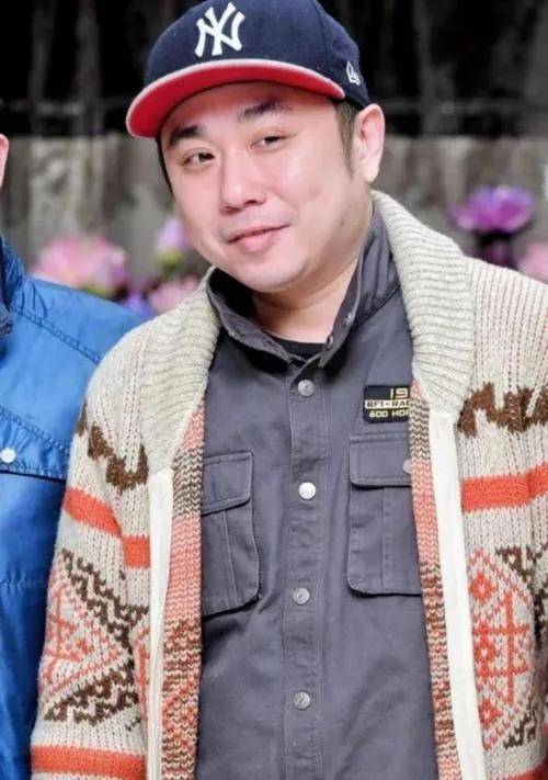原创渣男靠儿子赚钱，二段婚姻失败，家暴成性还出轨？