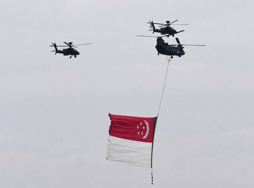 直升机是怎么往前飞行的 a45482fc24a848259a27212b0e01cc6f.jpeg