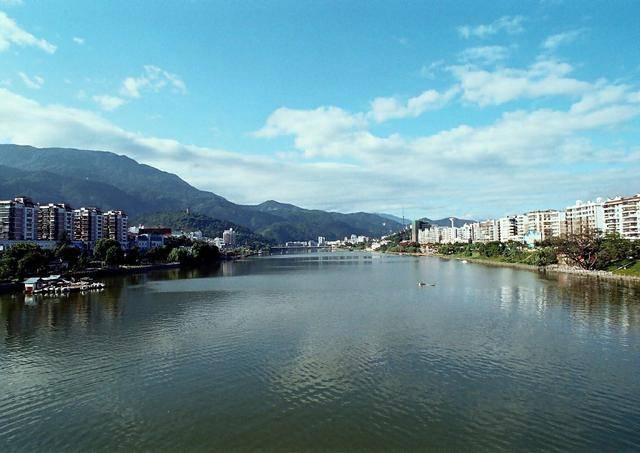 2020年龙岩gdp_龙岩学院宿舍条件图片(3)