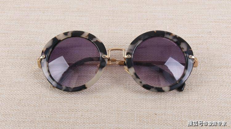 北京|Miu Miu缪缪眼镜介绍，及Miu Miu缪缪眼镜太阳镜的维修修理