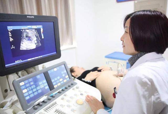 B超产检时，有心医生会说“暗语”暗示宝宝性别，孕妈听懂了吗？