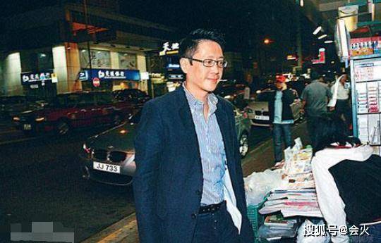 恩爱难掩！李嘉欣与富豪老公许晋亨婚后罕同框