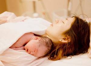 【新生儿】只能喝母乳，有科学依据吗？孩子出生后医生不让新生儿喝水