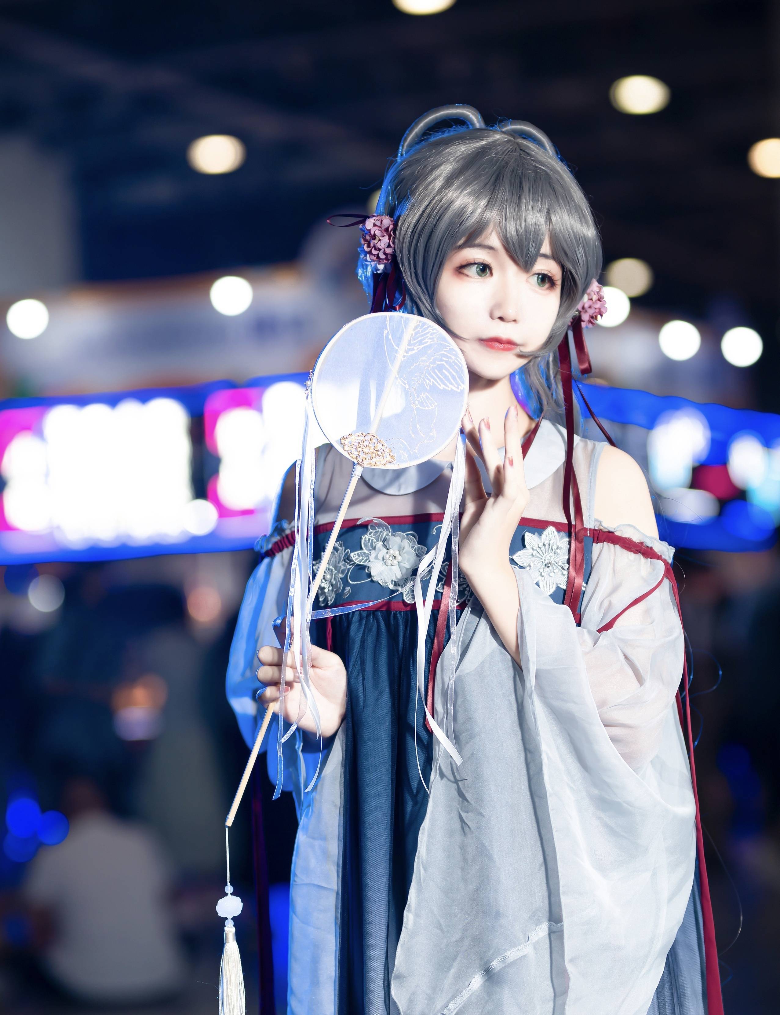 cosplay洛天依阿玖兔团团