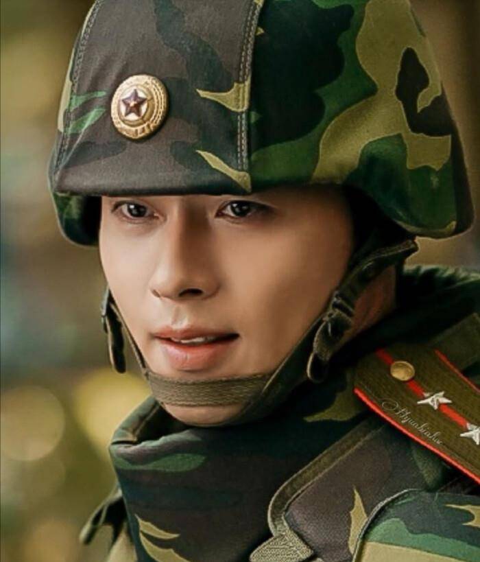 柳云龙和玄彬,穿上军装制服,就是男人最有魅力的样子