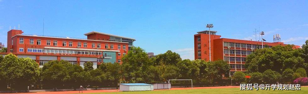 成都体育学院全排名_成都市学校体育设施向社会开放率将达70%以上