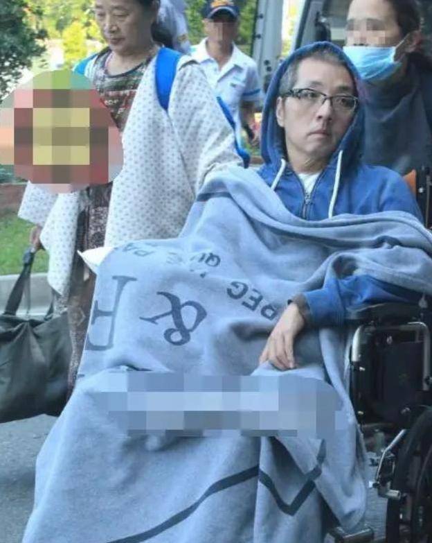 原创妻子因难产血崩，他却在低头玩手机，后突发脑瘤被指是报应