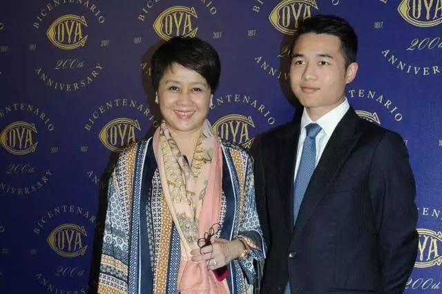 4个老婆17个子女澳门赌王何鸿燊的传奇人生