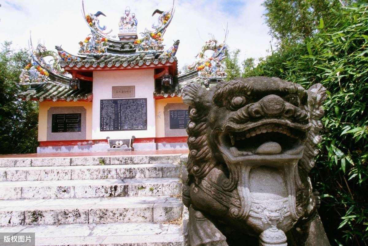 梦回古庙遗韵,解析梦见坟像庙一样香火旺盛的深层寓意 梦回古庙遗韵,解析梦见坟像庙一样香火旺盛的深层寓意