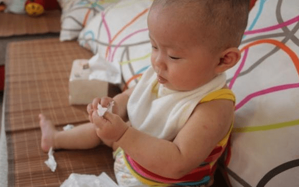 孩子|尤其第3种，很多宝妈还给娃买医生提醒：夏季少给娃碰4种水果