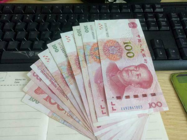 6亿人口月收入1000元_人口普查