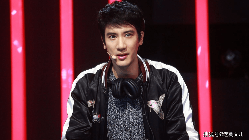 易烊千玺唱王力宏 a4b6891eaf374c62a0fbff7fada87cad.png