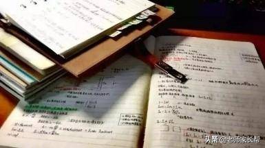 北大|看到他的笔记本，网友感慨：能考北大应该的北大722分状元