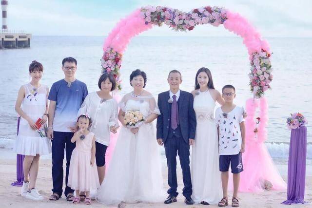原创悲情柳岩:被陈凯歌怒怼,父母患癌,自己患病,今40仍孤身一人 原创悲情柳岩:被陈凯歌怒怼,父母患癌,自己患病,今40仍孤身一人