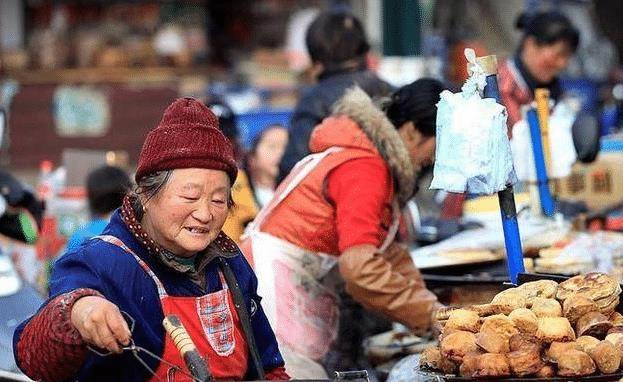 原创在农村摆地摊,需要注意哪些问题呢?