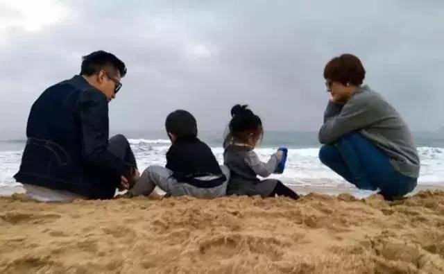12岁被父亲抛弃，母亲做保洁养活她，孙俪如何将一手烂牌打成王炸