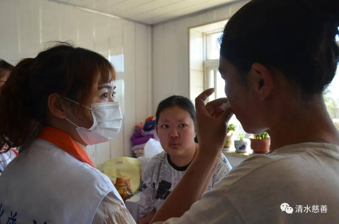 下乡送温暖，清水慈善为瓦房店市三台乡送爱心物资