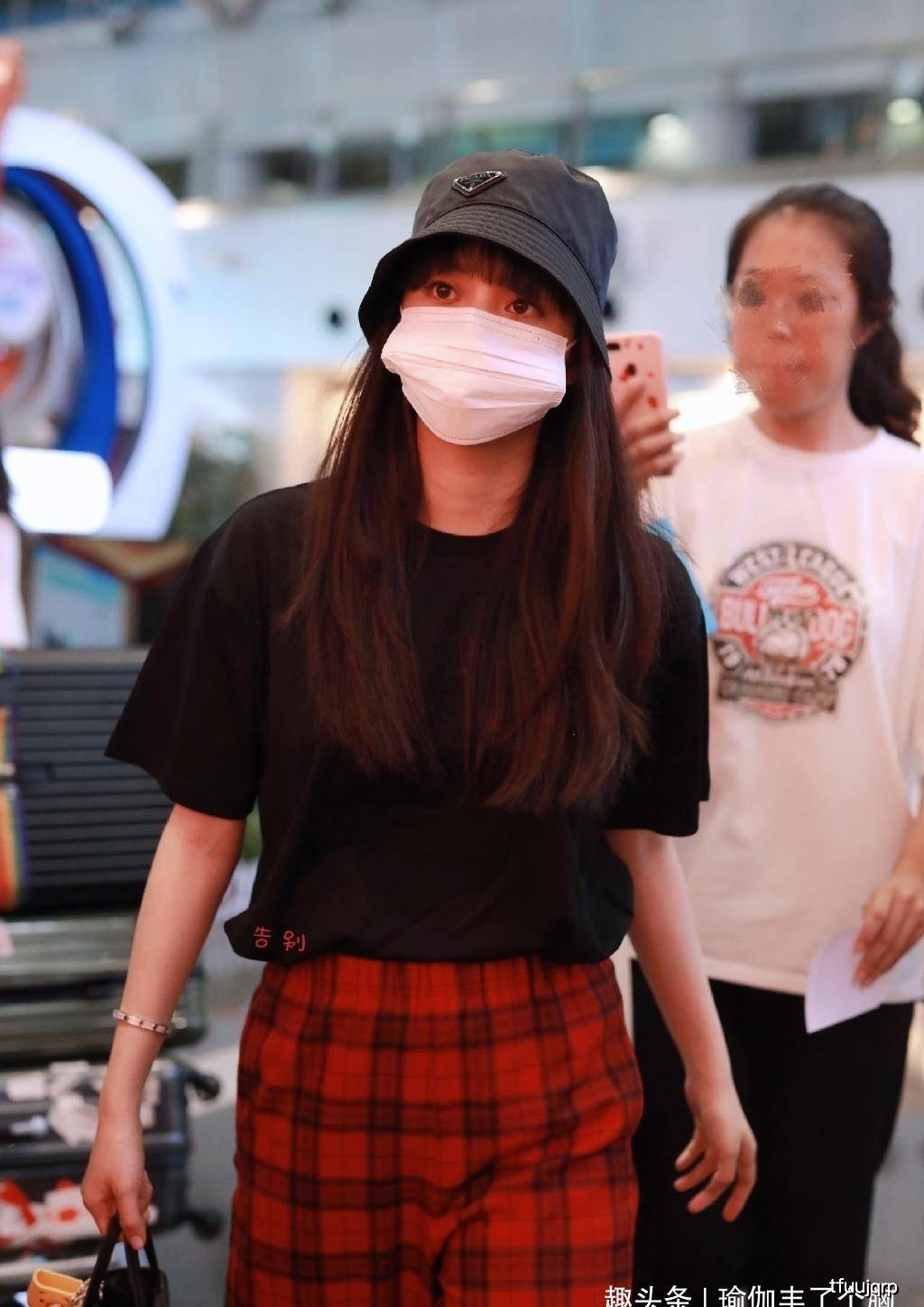 欧阳娜娜身材比例是多少 063361ee9efe4641804b24b66d17c4b7.jpeg