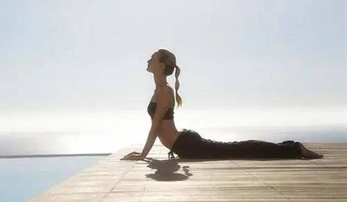 如何快速的放松 da5c46e29bf24300a5189467493152f2.jpeg