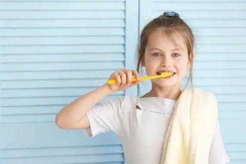 原创关于孩子刷牙那些事儿,很多父母都没有做对!