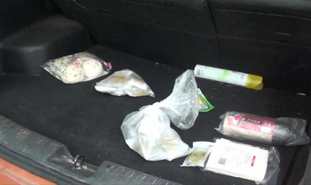 早睡早起、说脏话罚款……警方捣毁“准军事化