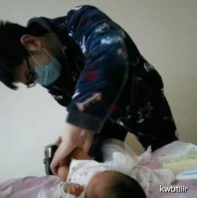 原创逗比爸带熊孩子爆笑瞬间,记住千万不要让逗比老爸带娃 原创逗比爸带熊孩子爆笑瞬间,记住千万不要让逗比老爸带娃