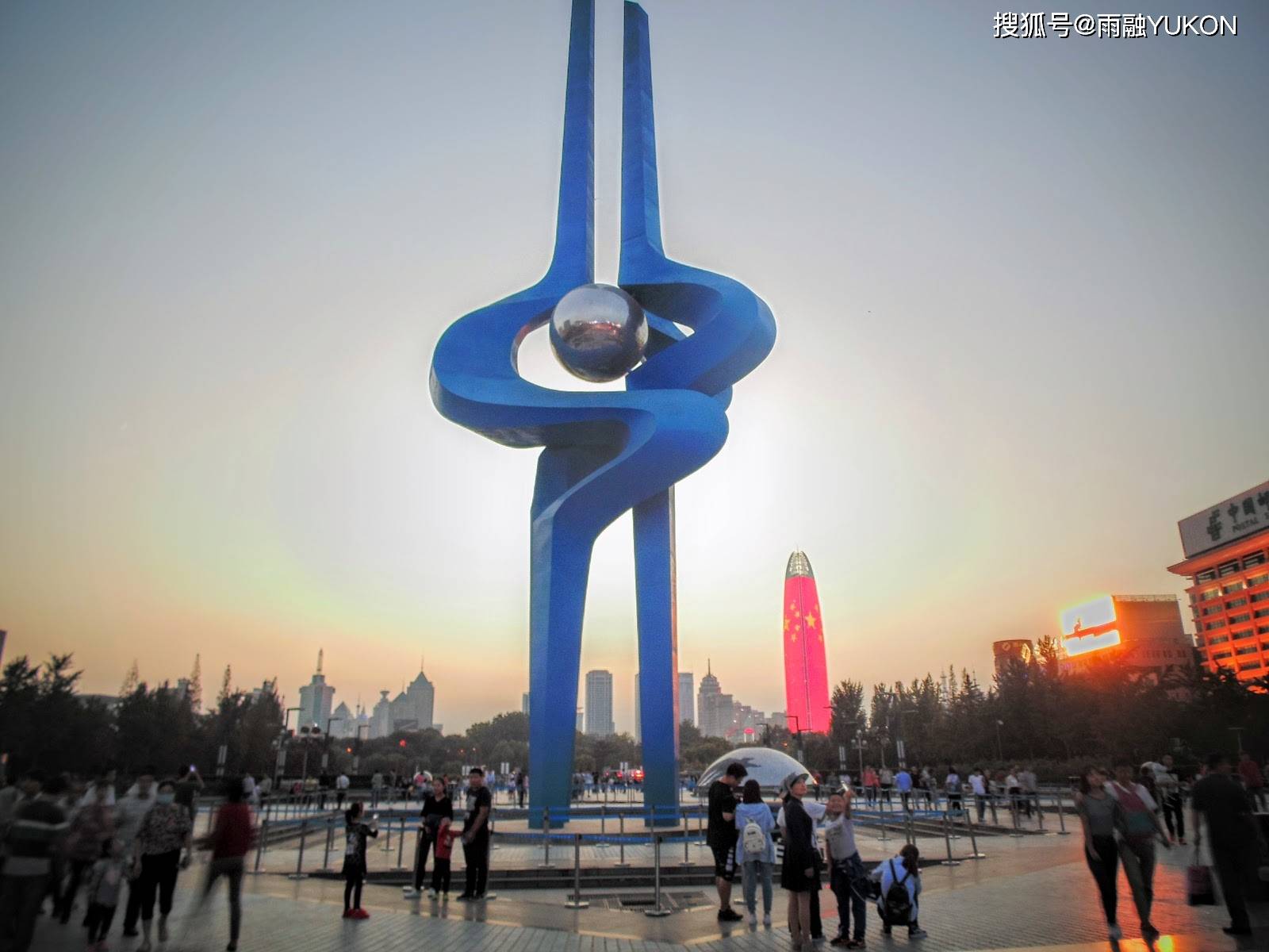 烟台gdp何时过万亿_烟台大学