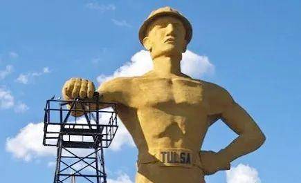 半岛体育app象征美国石油工业的著名雕像居然换上了马斯克的脸(图3)