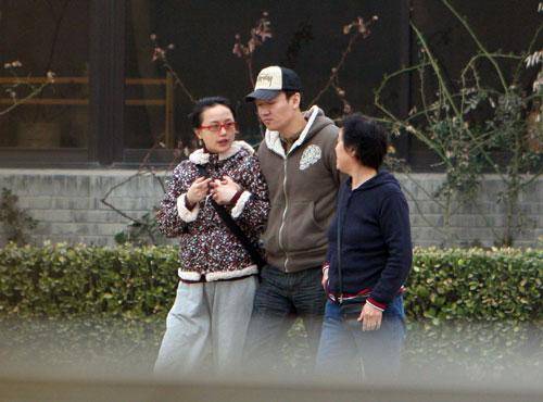 他是"李白"辛柏青,幸福婚姻的背后,原来都是"暗藏心机"_朱媛媛
