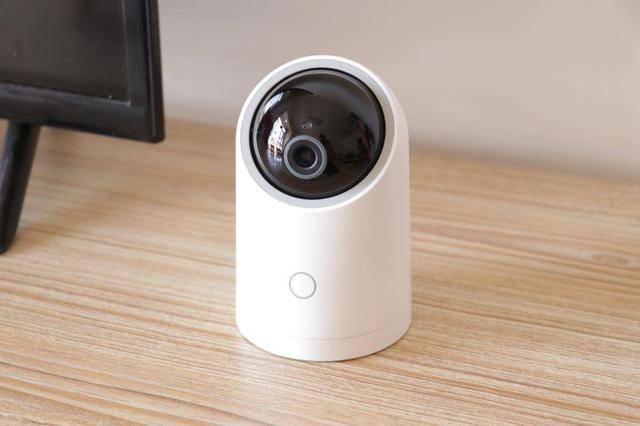 华为智选爆款新星 可以一键免费通话的ai摄像头