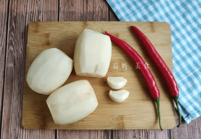 莲藕排骨汤怎么做莲藕不变色 1fbc1e9e5542408ea2897bffdb854bdd.png