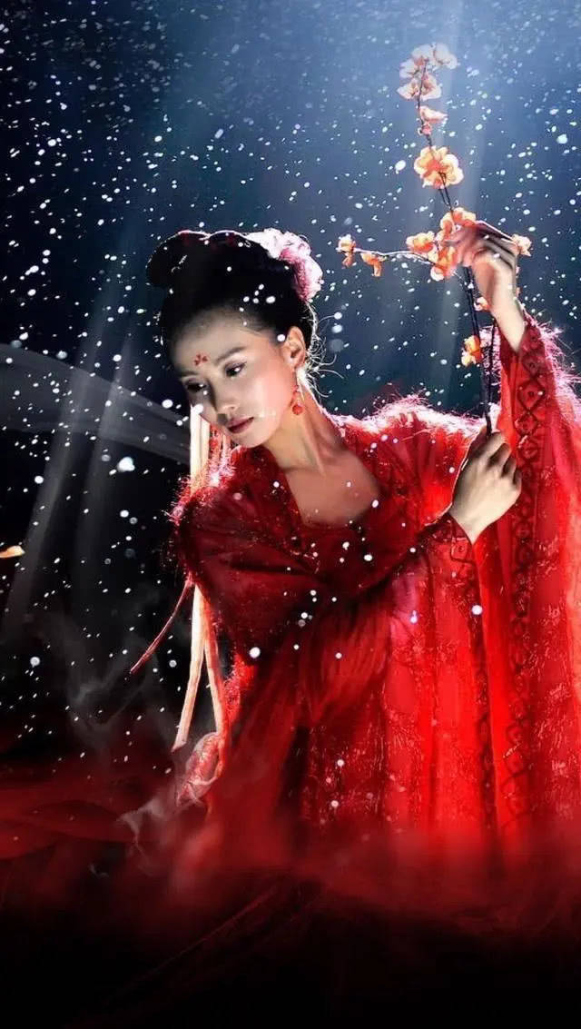只为4爷一人舞蹈,刘诗诗古装剧里秀舞姿的经典作品若曦一身红衣大跳