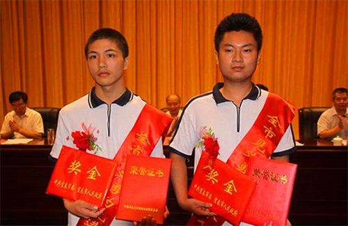 少年|也要救人的少年后来怎样?国家的处理很暖心那2位宁可错过高考
