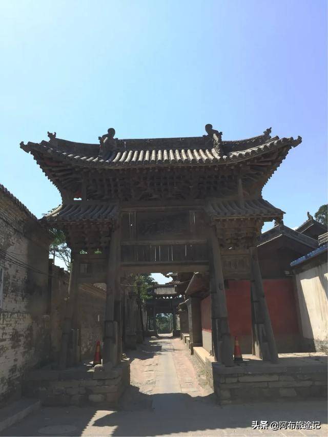 城隍庙,文庙,明轮堂,古楼,砖塔,县衙大堂,关帝庙,社稷庙等建筑以鼓楼