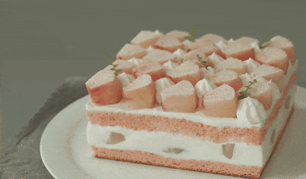 蛋糕胚怎么做简单版 a7133037e0994a8fb9968bb7cebc1f8f.gif