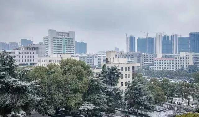 清华|却位于一个三线城市这所双非大学被称为“小清华”