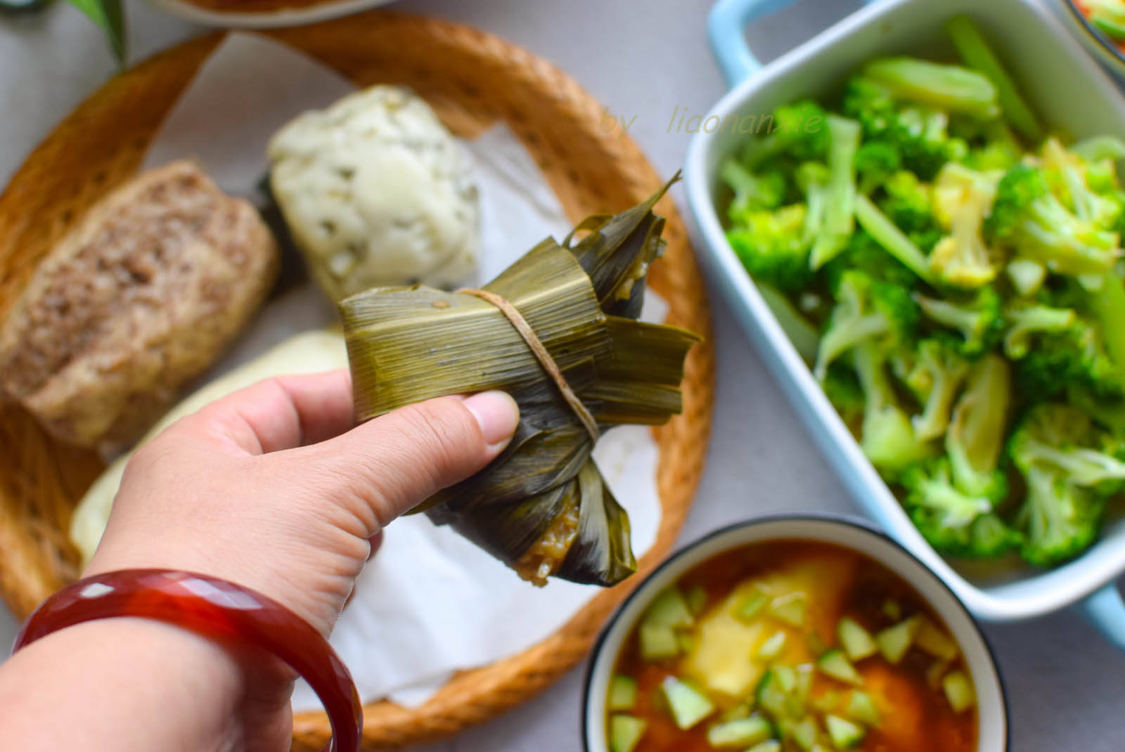 15分钟做好早餐 1家4口都爱吃 主食种类多 汤水很特别 食物