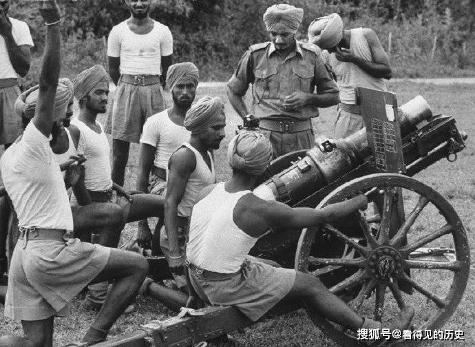 老照片 1962年中印冲突时的印度军队 妇女
