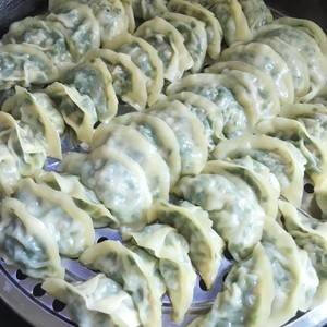 「韭菜蒸饺」名门泽佳315网:普通的搭配是记忆中晚餐的味道