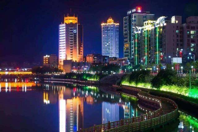 2020年广安GDP_重庆一广安高铁规划图(2)