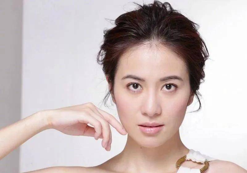 手撕工作人员，公开曝闺蜜隐私，她情商真有这